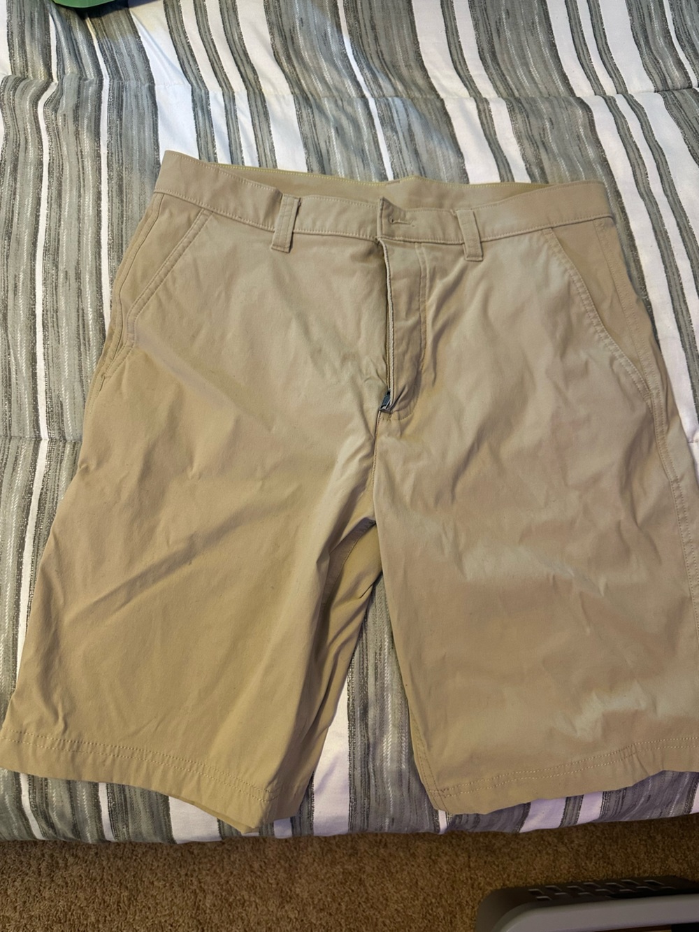Eddie Bauer Shorts, 32 W